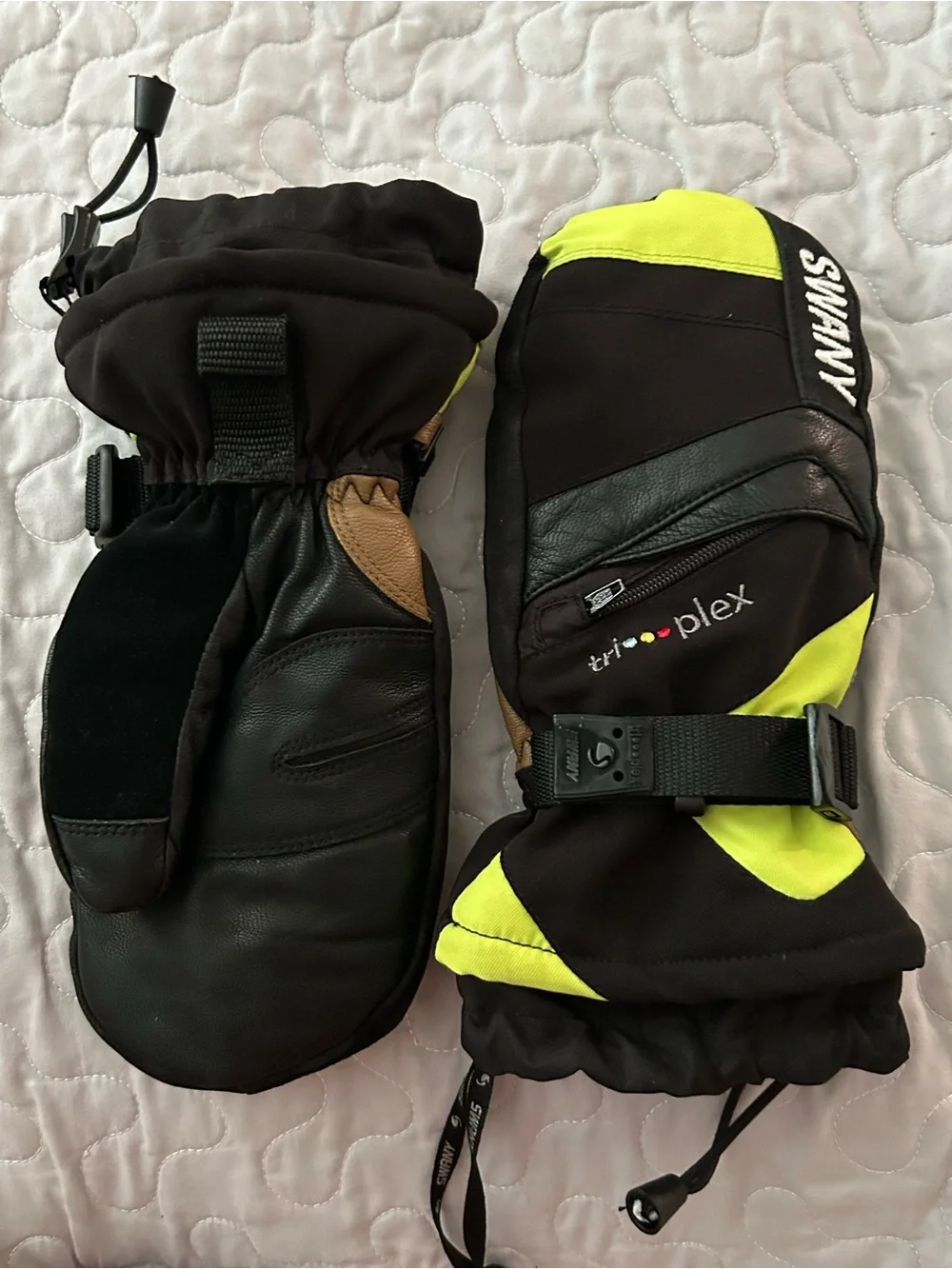 Ski Mittens for Kids - Black & Neon Yellow - SWANY